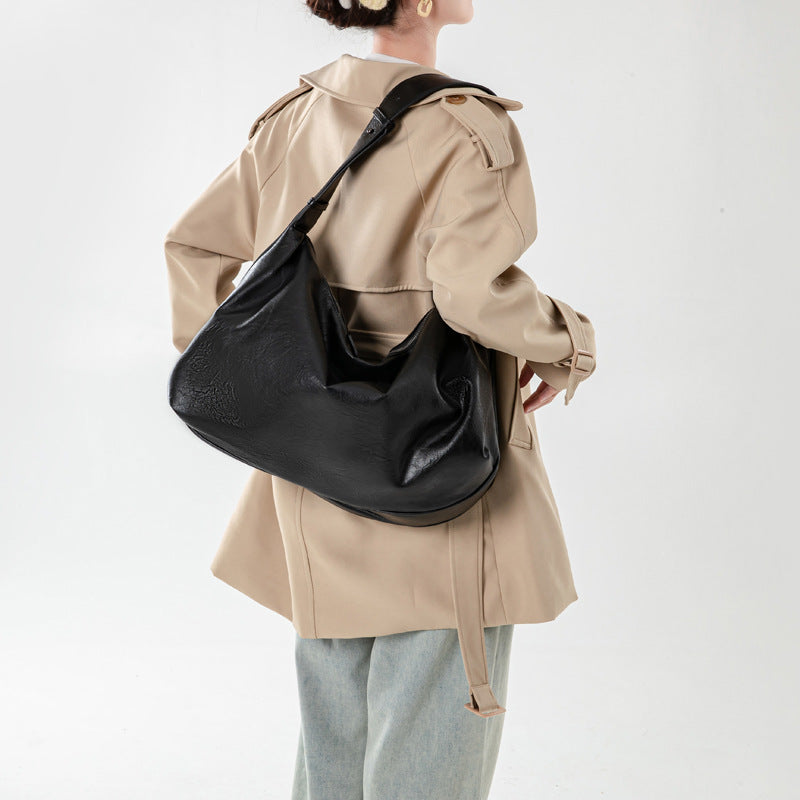 Soft Leather Large Capacity Black Dumpling Women's Shoulder Bag
