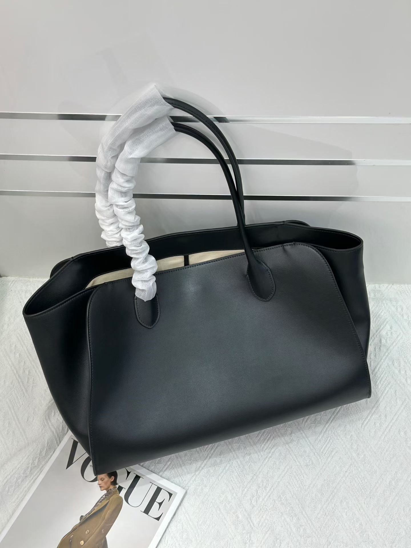 Women's Kendall Niche Shopping Big Cowhide Underarm Bags