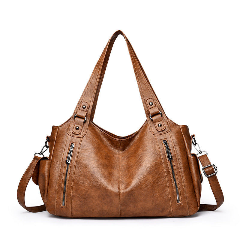 Women's High Quality Retro Rivet Large Capacity Commuter Handbags