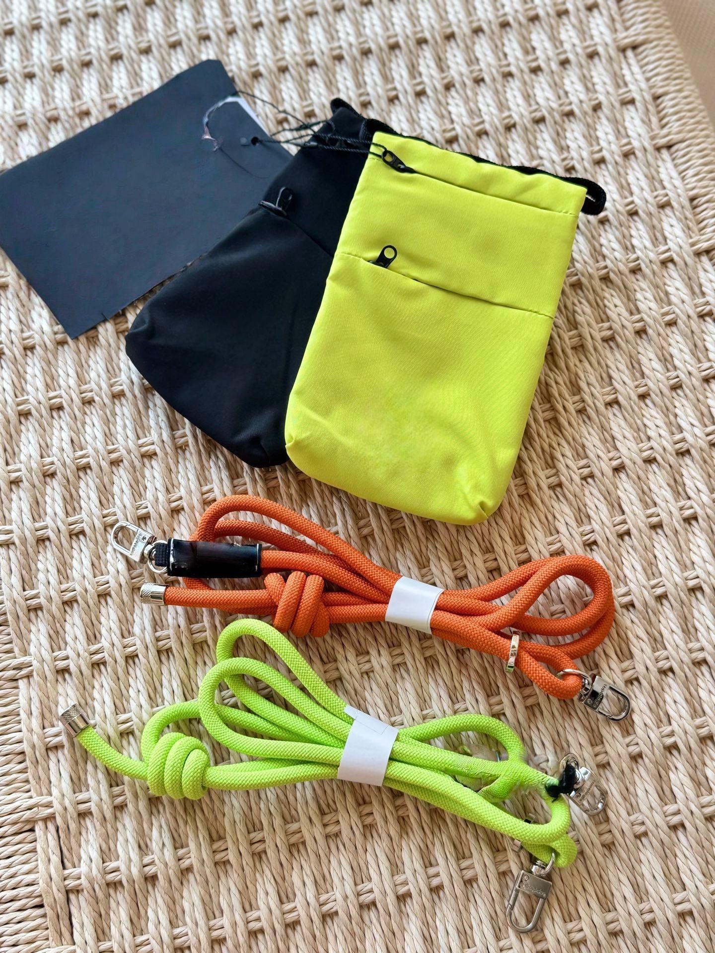 Lin Update Folding Trendy Close-fitting Multifunctional Storage Mobile Phone Bag