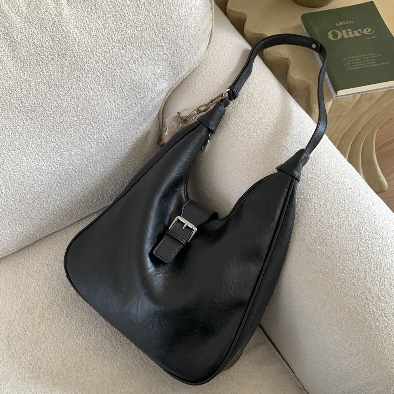 Women's High-grade Retro Commuter Large Capacity Shoulder Bags