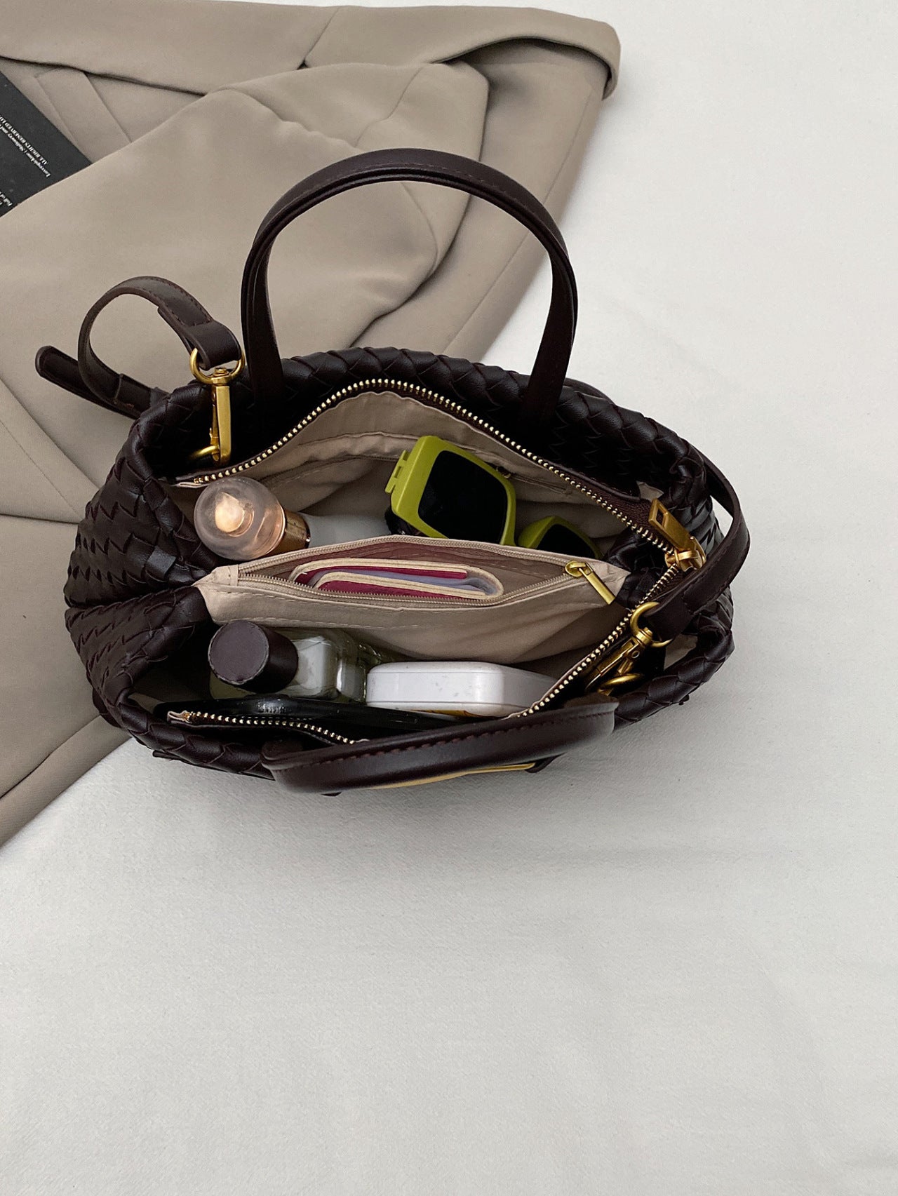 Women's High Sense Woven Fashion Commuter Bags