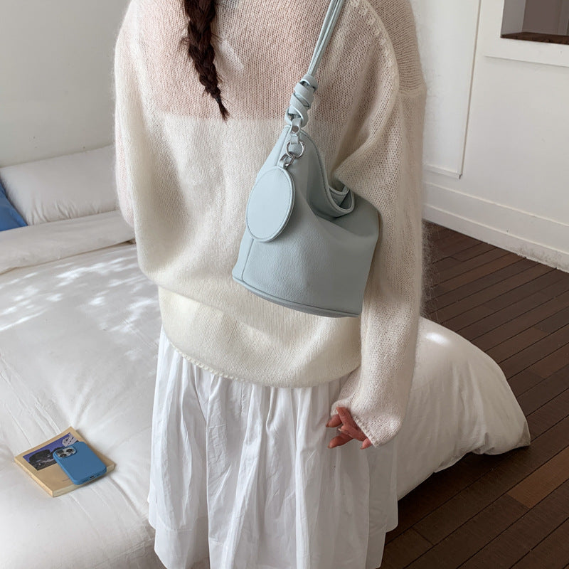 Women's Korean Spring Fashion Underarm Carrying Simple Bucket Bag