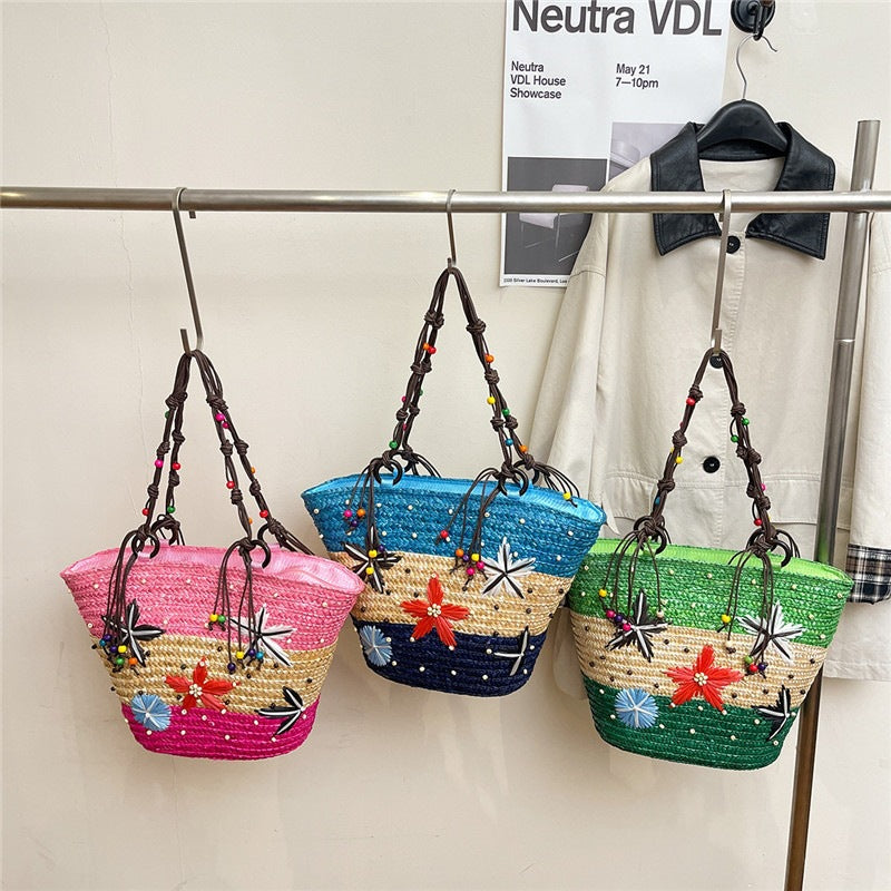 Women's Knitted Hand-woven Flower Beach Holiday Shell Women's Shoulder Bag