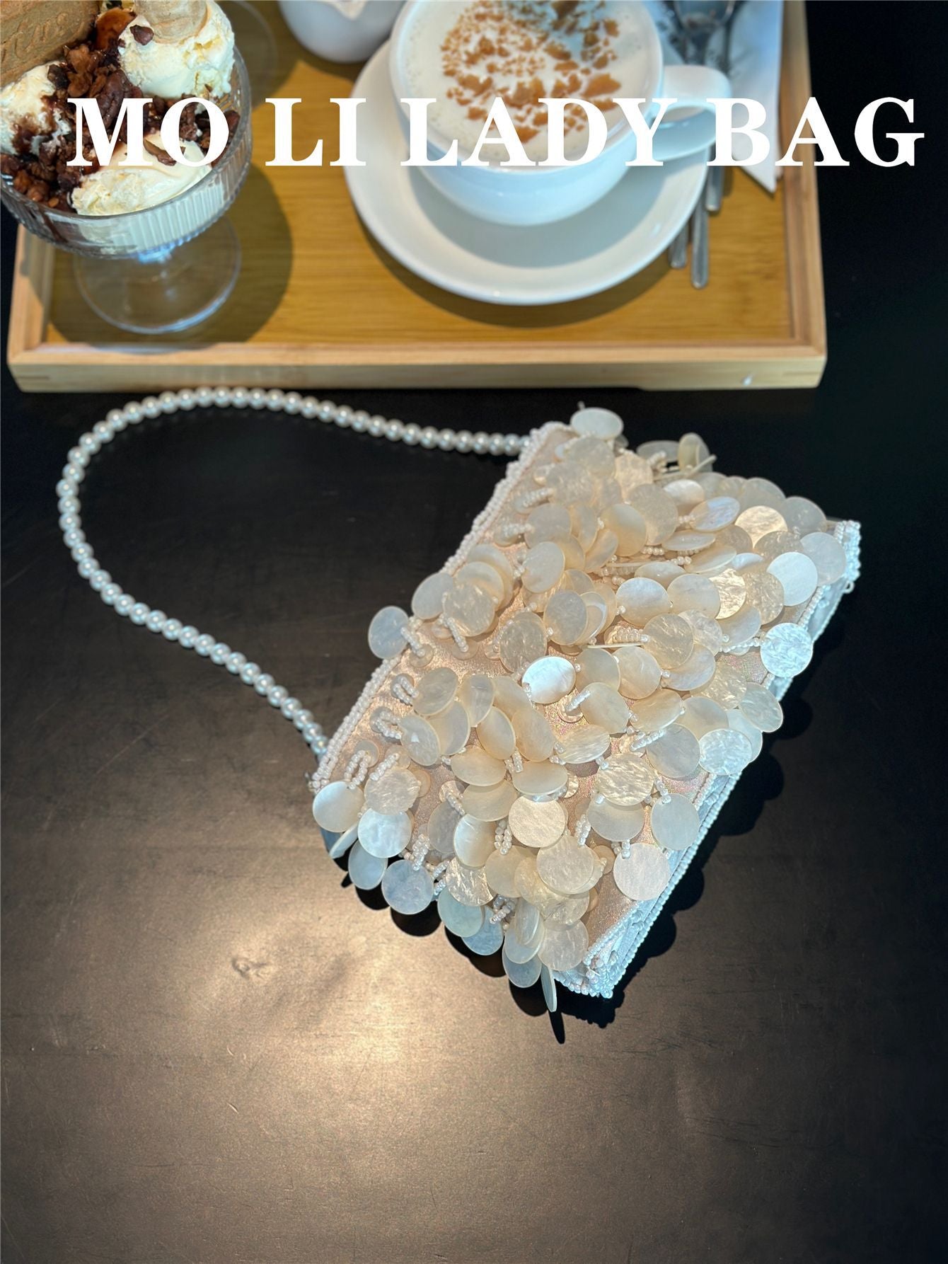Women's Retro Scale Sequined Shell Dumpling String Women's Handbag