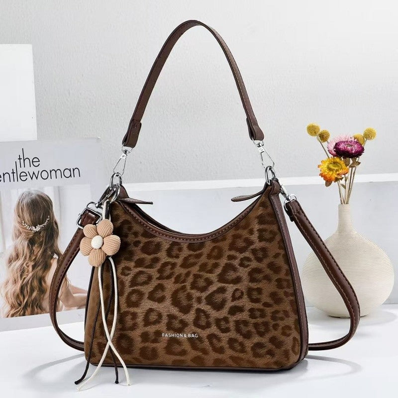 Women's Capacity Daily Commuter Underarm Personalized Leopard Bags