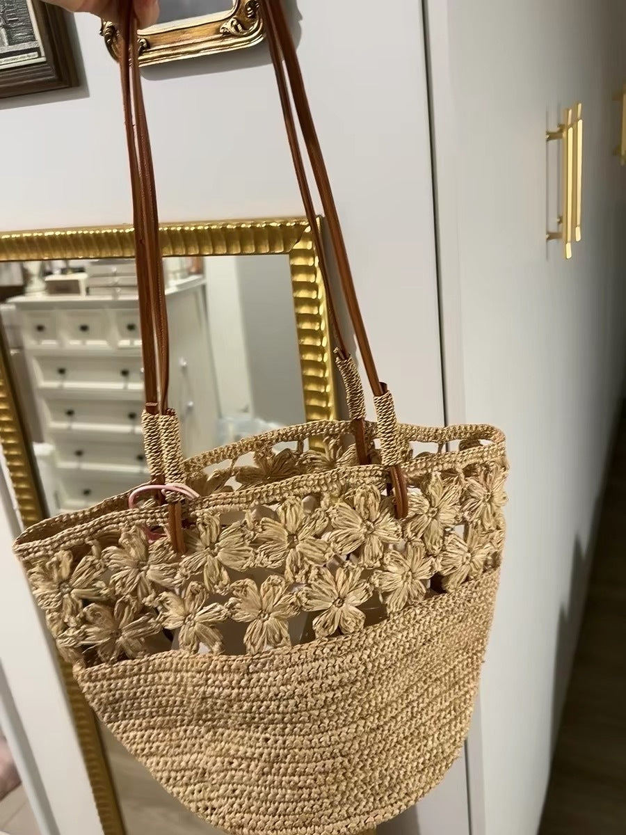 Women's Natural Raffia Hand Crocheting Flowers Straw Shoulder Bags