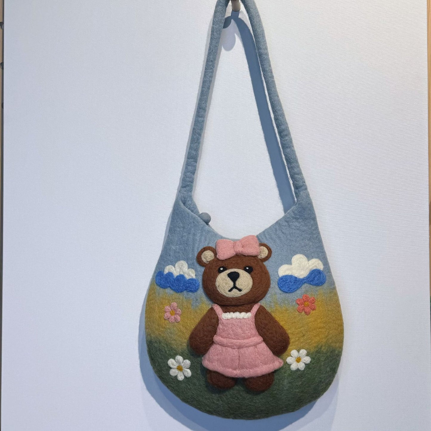 Little Bear Cartoon Nepal Wool Felt Women's Messenger Bag