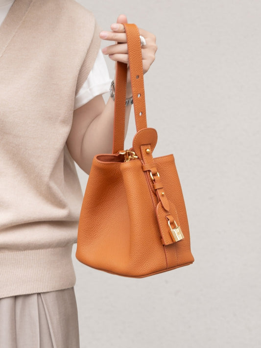 Women's Top Layer Leather Fashion Retro Bucket Bag