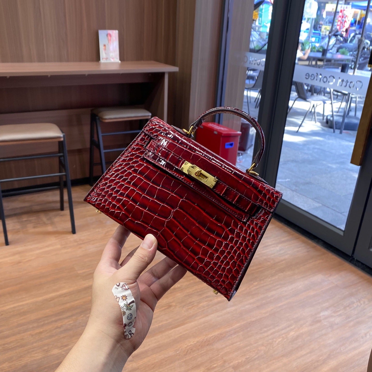 Popular Second Generation Crocodile Pattern Platinum Women's Shoulder Bag