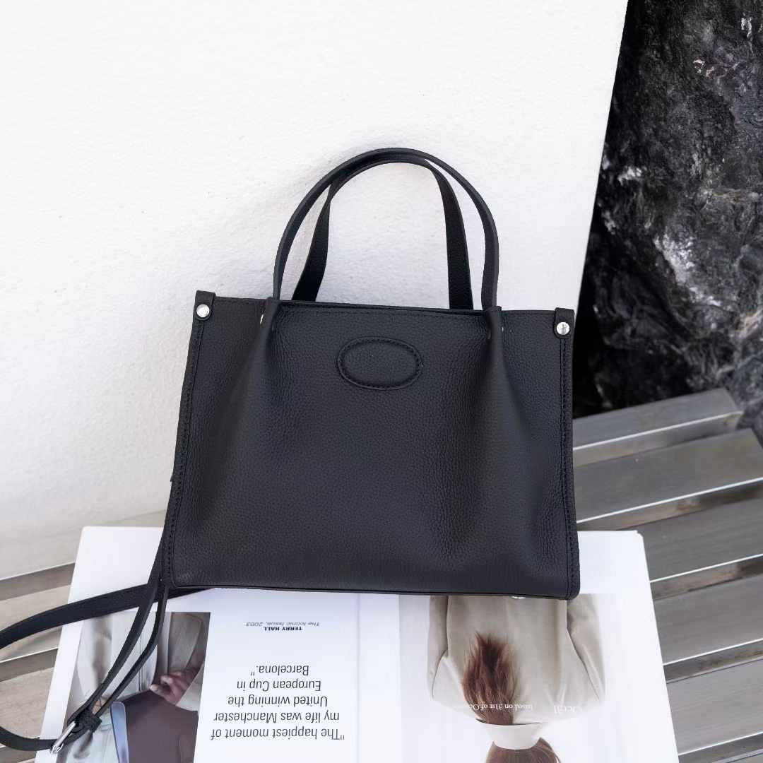 Korean Leather Portable Large Vegetable Tanning Bags