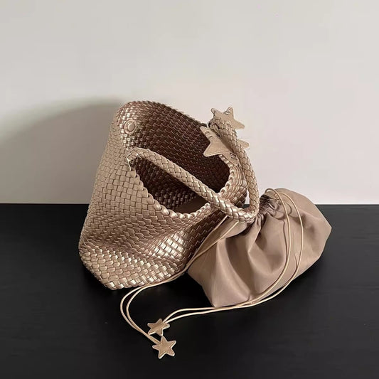 Women's Hand-woven Underarm High-grade Sensitive Hand-held Fashion Bags