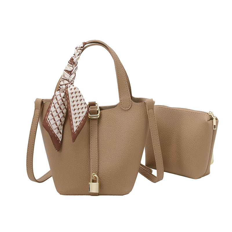 Lychee Pattern Vegetable Basket Trendy Simple Bucket Bag