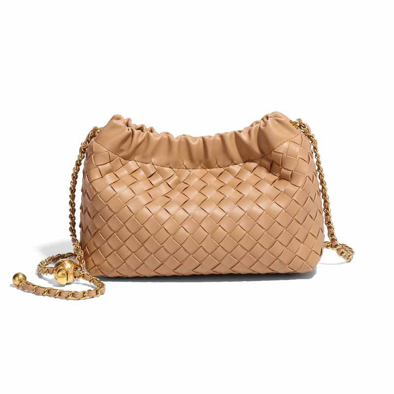 Women's Metal Chain Cloud Fashion Knitting Simple Trendy Women's Messenger Bag