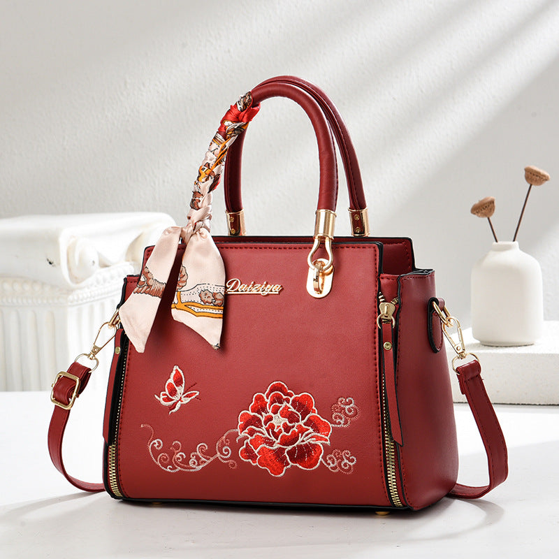 Women's Gift High Sense Chinese Style Embroidery To Women's Handbag