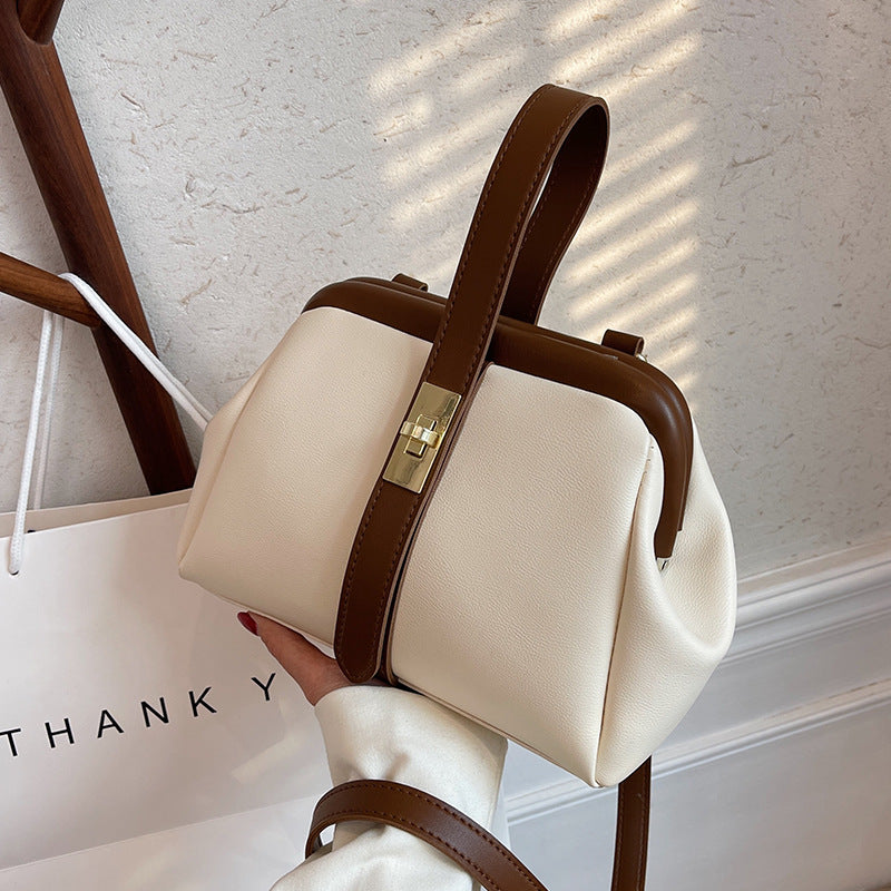 Women's High Sense Design Fashion Retro Textured Bags