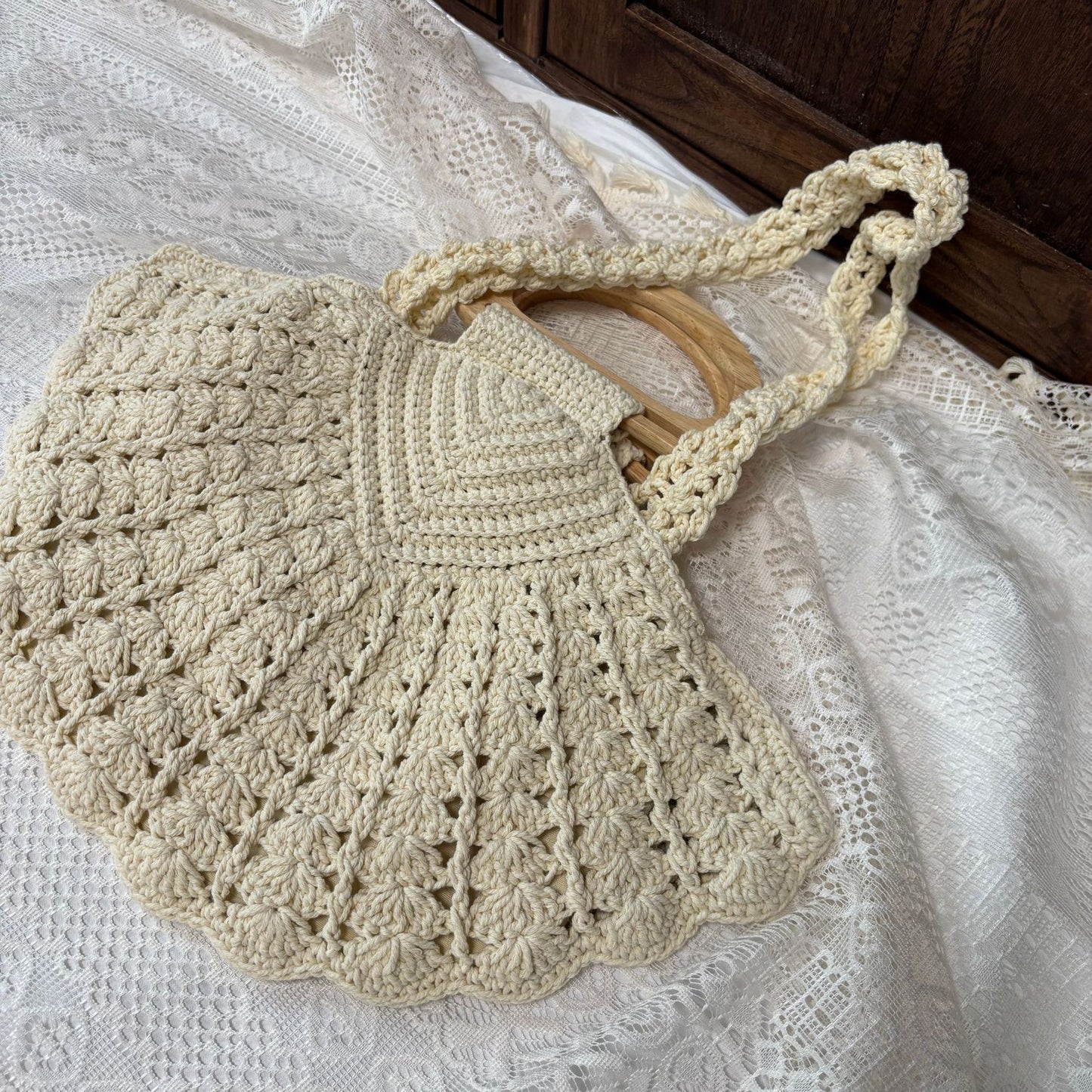 Women's Vacation Beach Large Capacity Niche Shell-shaped Women's Shoulder Bag