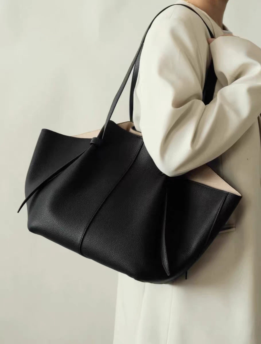 Women's Big Trendy Easy Matching Portable Wings Style Bags