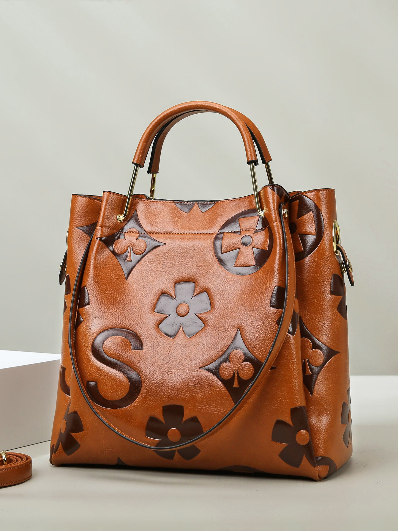 Women's High-grade Large Capacity Retro Simple Fashion Bucket Bag
