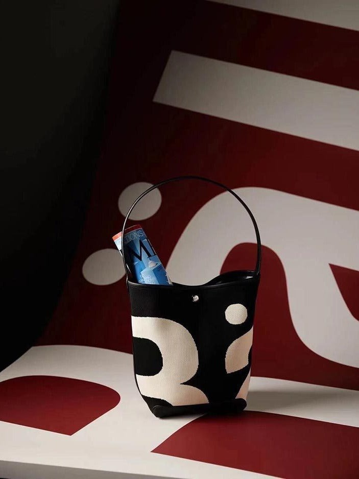 Niche Large Capacity Trendy Flying Woven Washing Water Bags