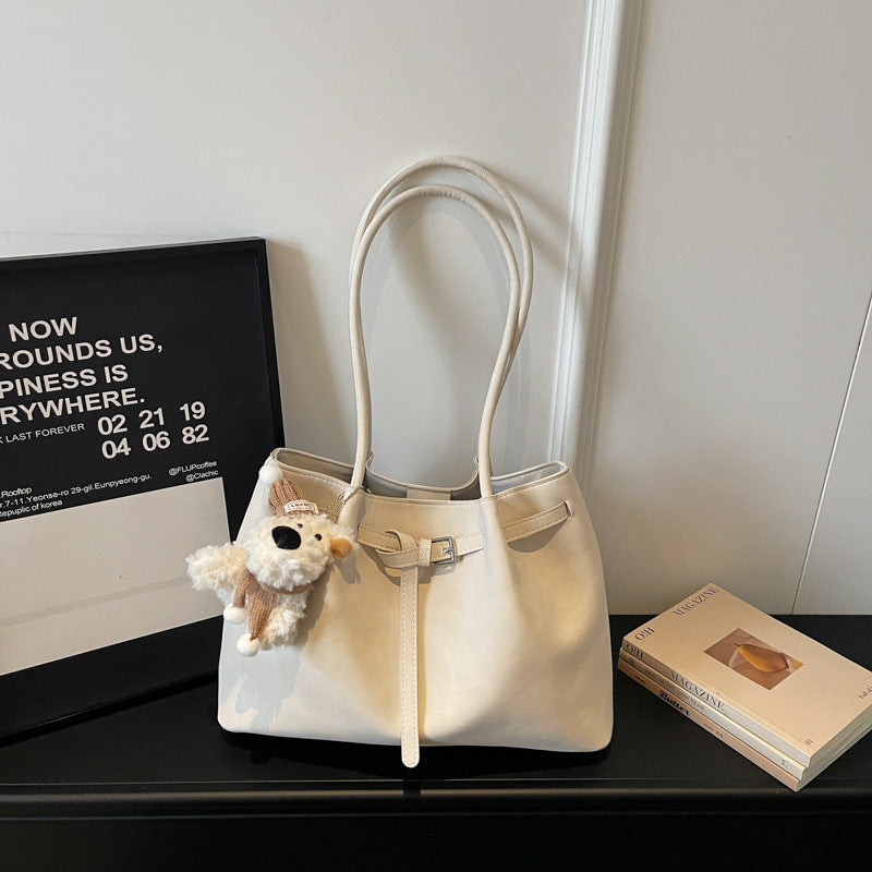 Women's Capacity Retro Fashion Western Style Niche Simple Leisure Handbags