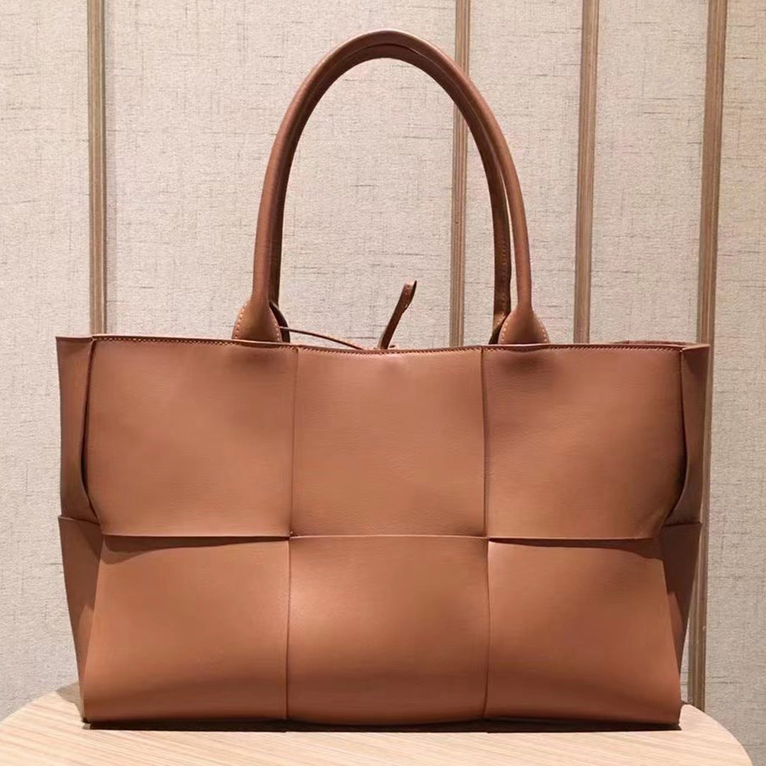 Cowhide Song Authentic Leather Weave Shopping Portable Women's Handbag