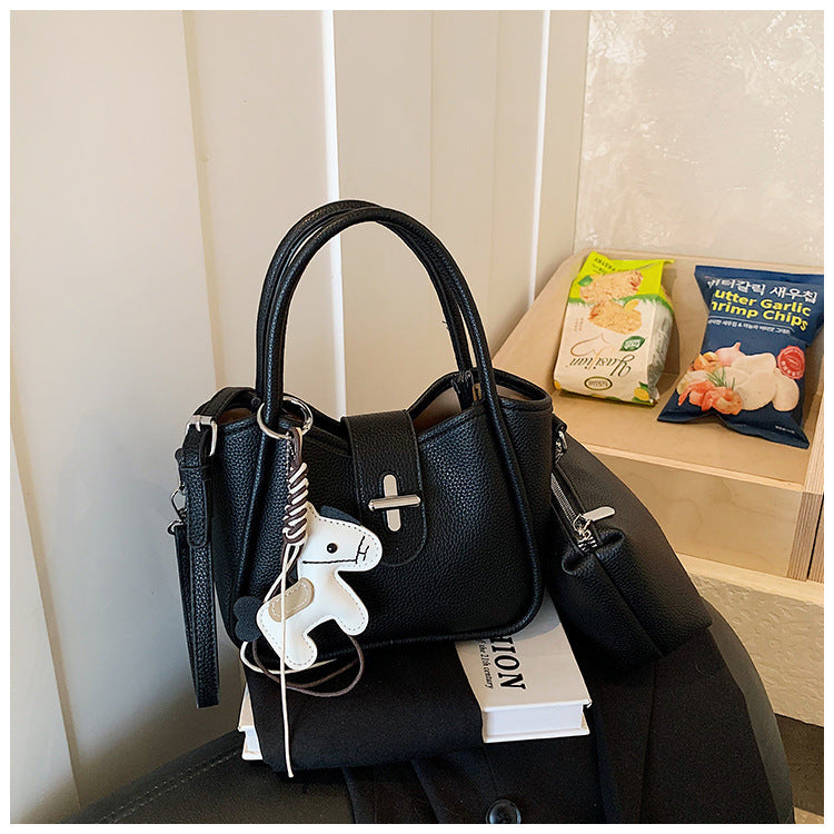 Women's Korean Style Commuter Portable Fashion Simple Bucket Bags
