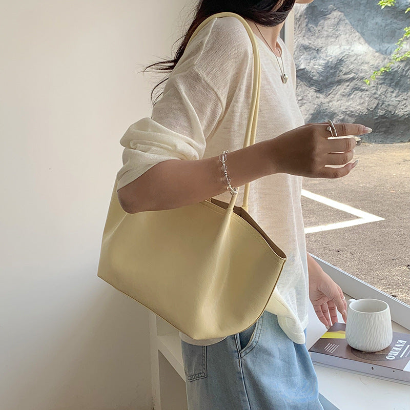 Women's Design Large Capacity Fashion Commuter Bucket Bags