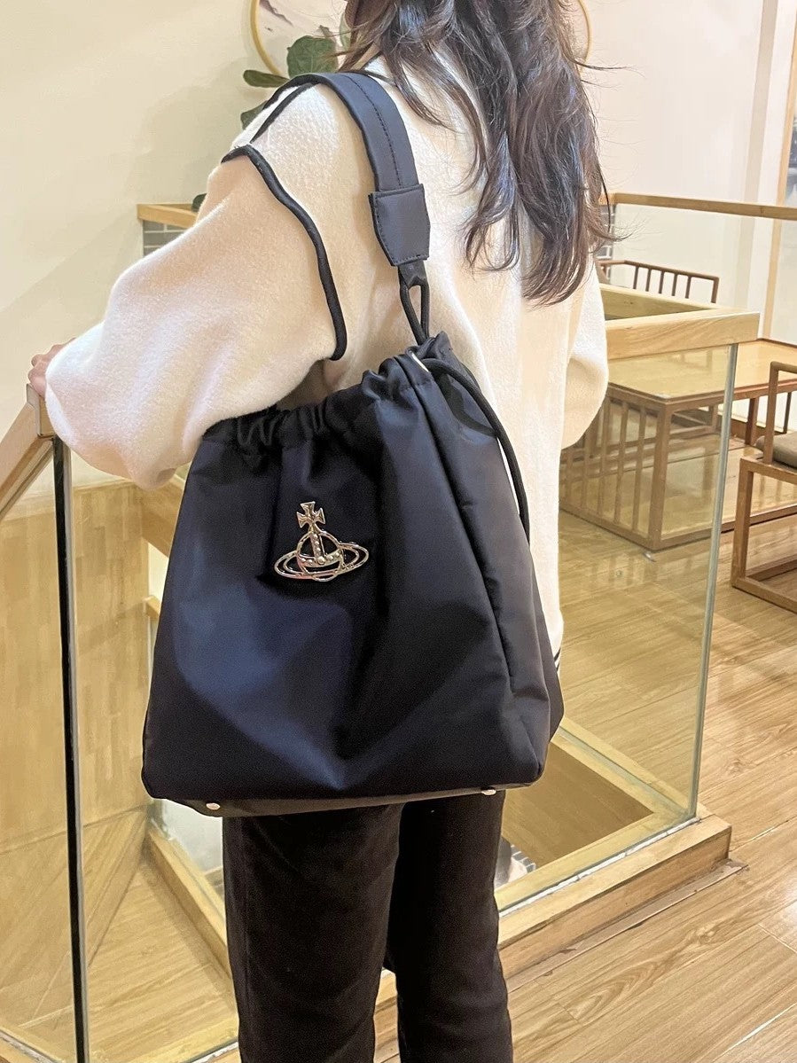 Women's Saturn Nylon Drawstring Simple Underarm Large Capacity Bucket Bag