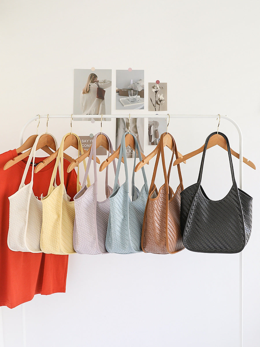 Women's Leather Weaving Underarm Minority Fashion Commuter Portable Women's Shoulder Bag
