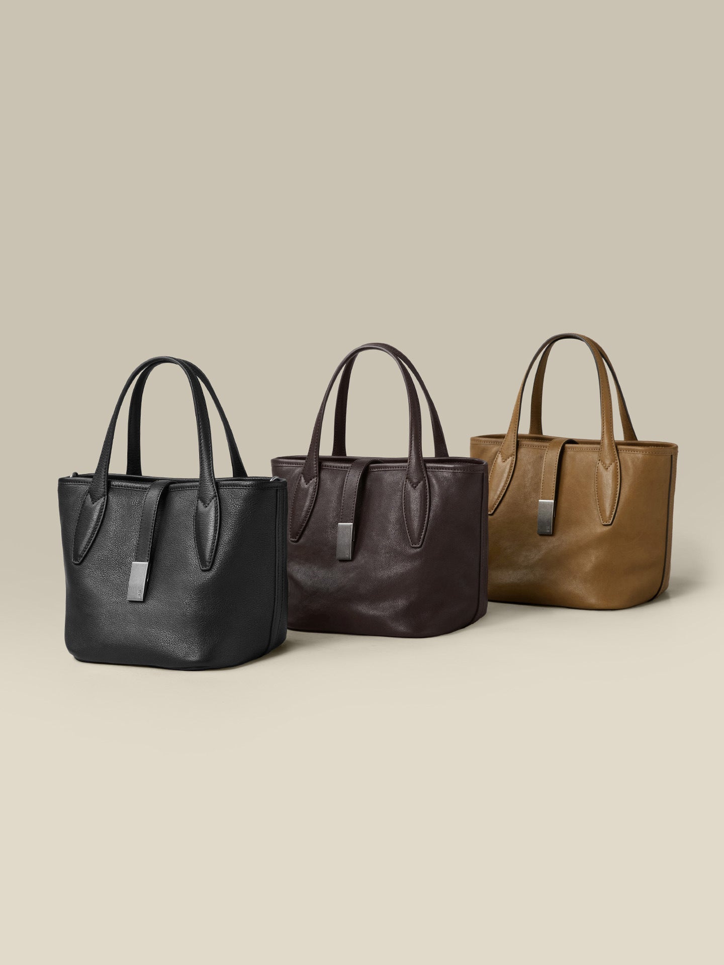 Women's Tanning Leather Long Basket Portable Large Capacity Bucket Bags