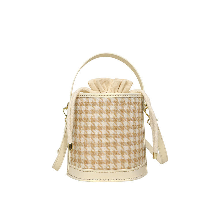 Women's Niche Hand Holding Korean Fashion Material Bucket Bags