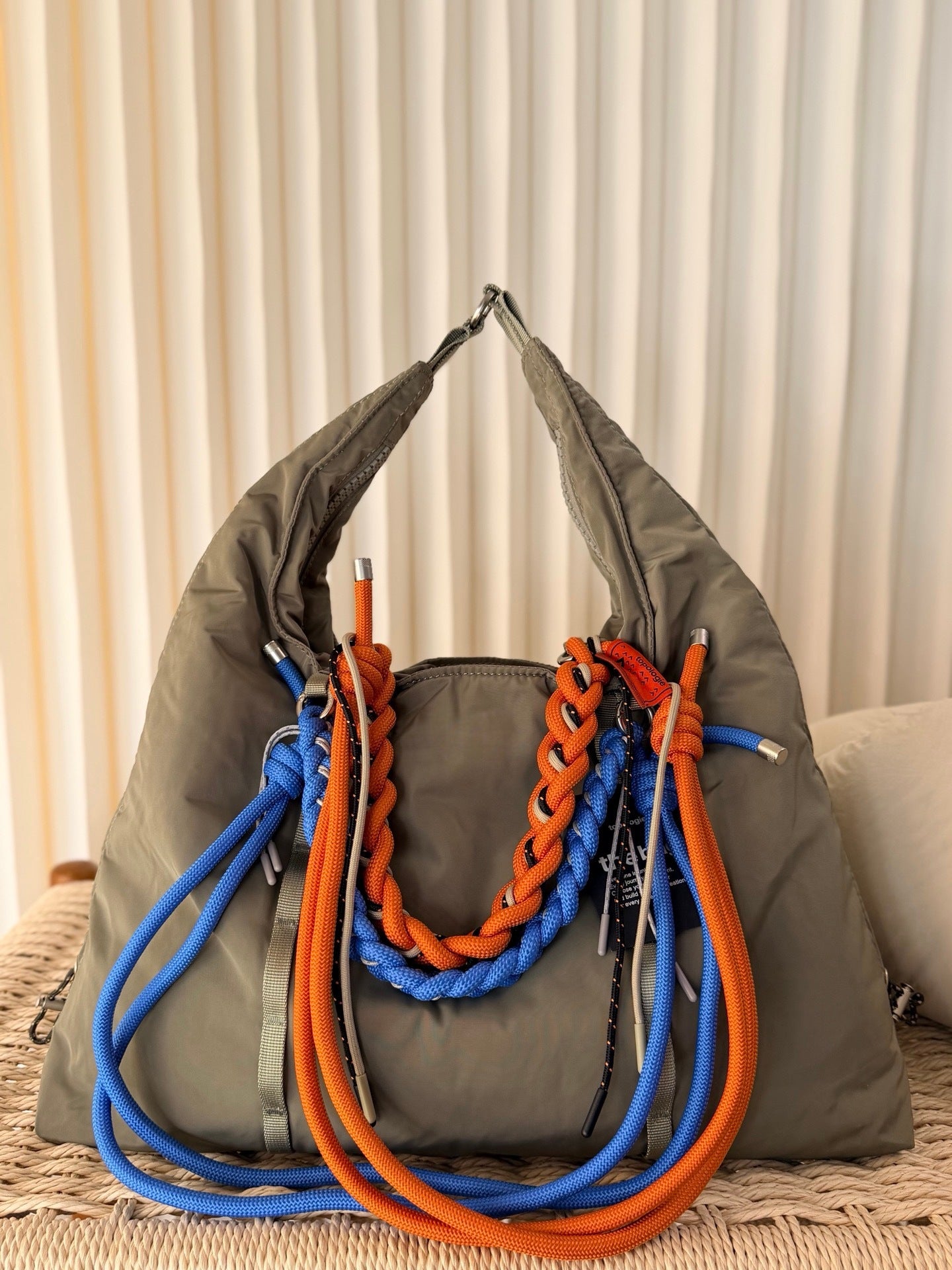 Nylon Fashion Trend Large Capacity Drawstring Bundle Design Tote Bag
