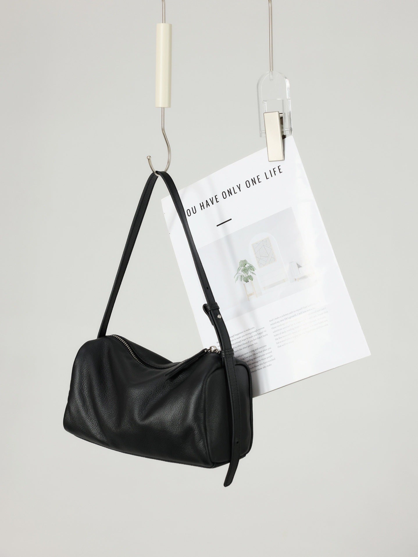 Minimalist Solid Color Korean Style High Sense Niche Leather Cylinder Underarm Bag