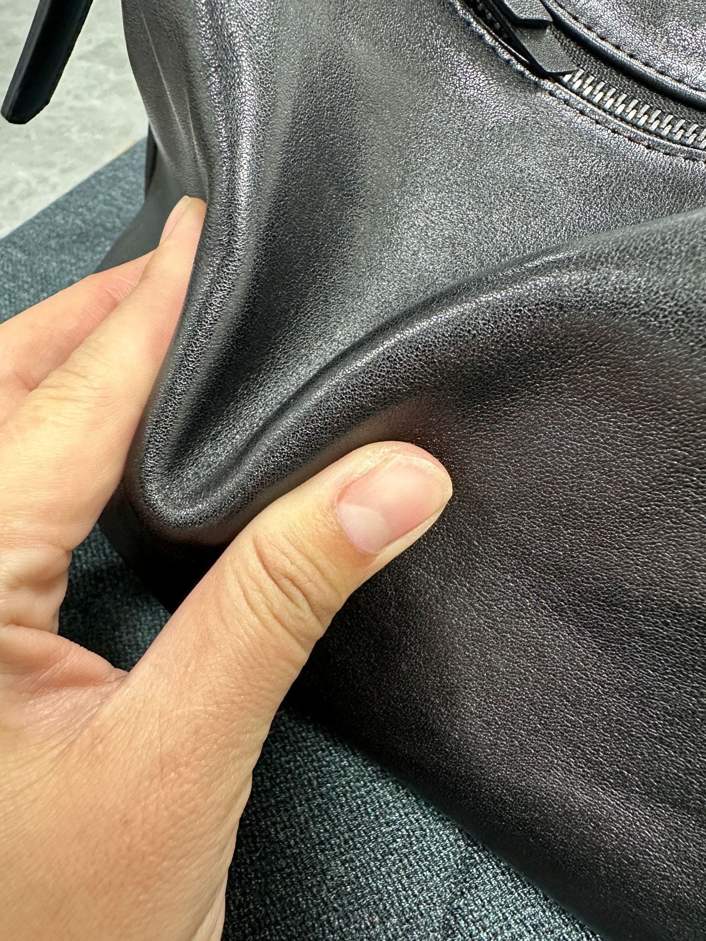 Tanning Leather Closed Hand-made Classic Dumpling Commute Bags