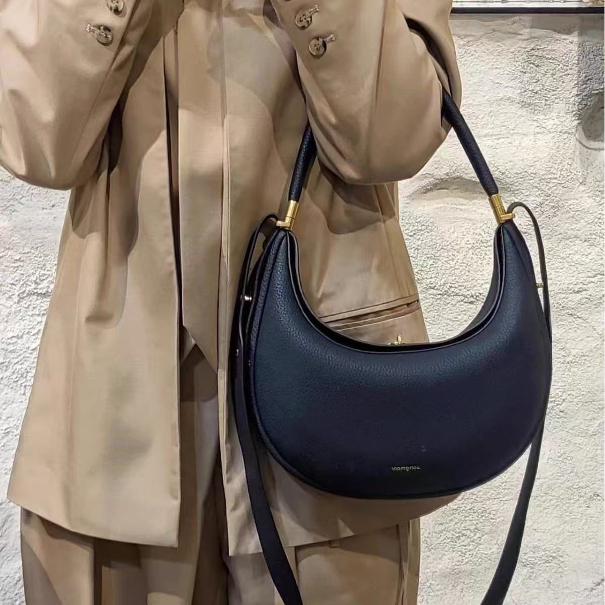 Minority Simple Affordable Luxury Fashion Selenodont Series Medium Bags