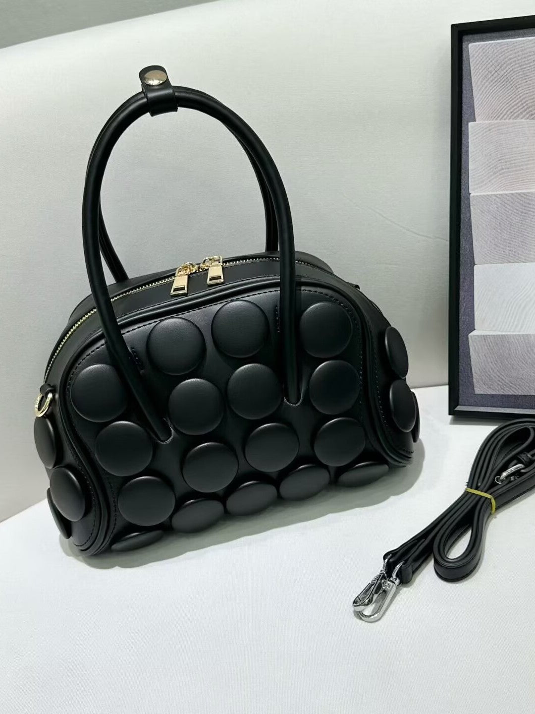 Women's Round Handmade Button Classic Fashion Portable Underarm Bag