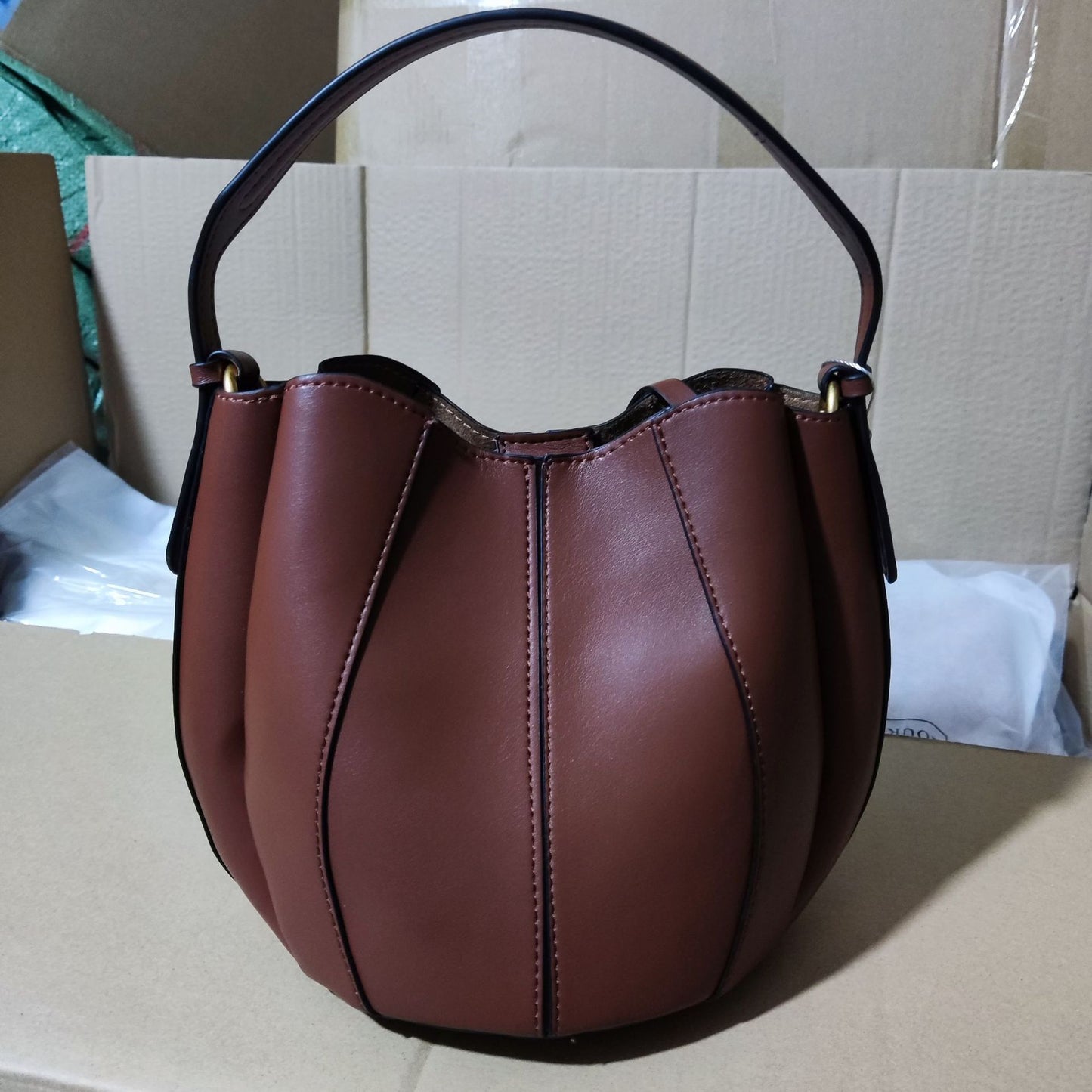 Z Vintage Stitching Round Pumpkin Niche Handbags