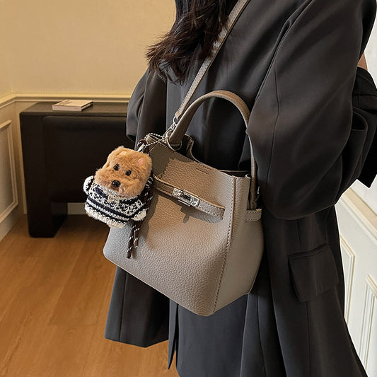 Classic Women's Sense Retro Fashion Popular Bucket Bag