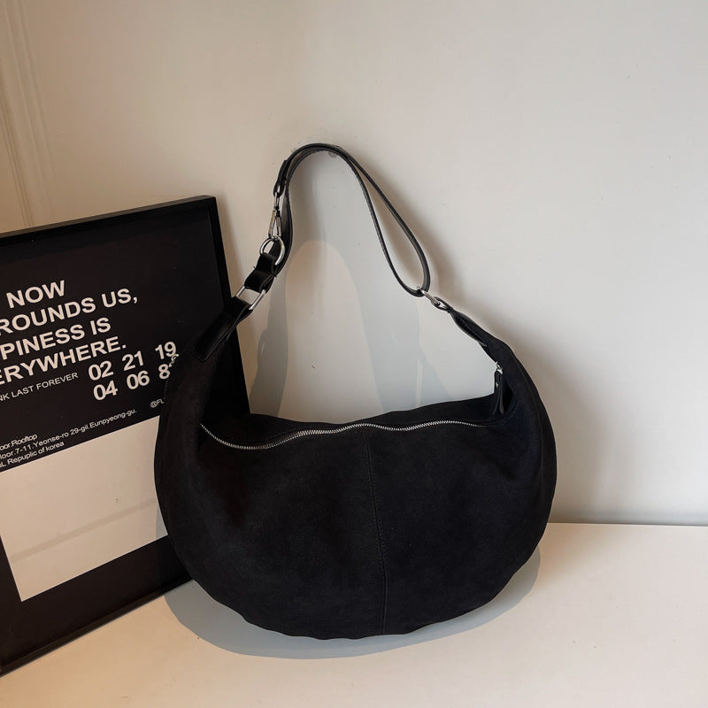 Women's Capacity Dumpling Korean Niche Retro Fashion Simple Women's Shoulder Bag