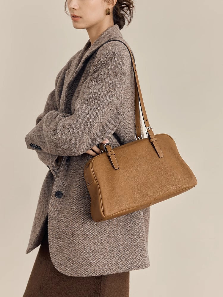 Women's Vegetable Tanned Leather Lambskin Retro Large Capacity Underarm Bag
