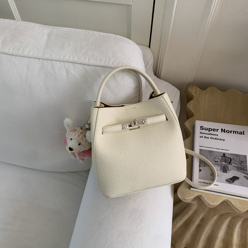 Large Capacity Quality Stylish Good Texture Commuter Women's Shoulder Bag