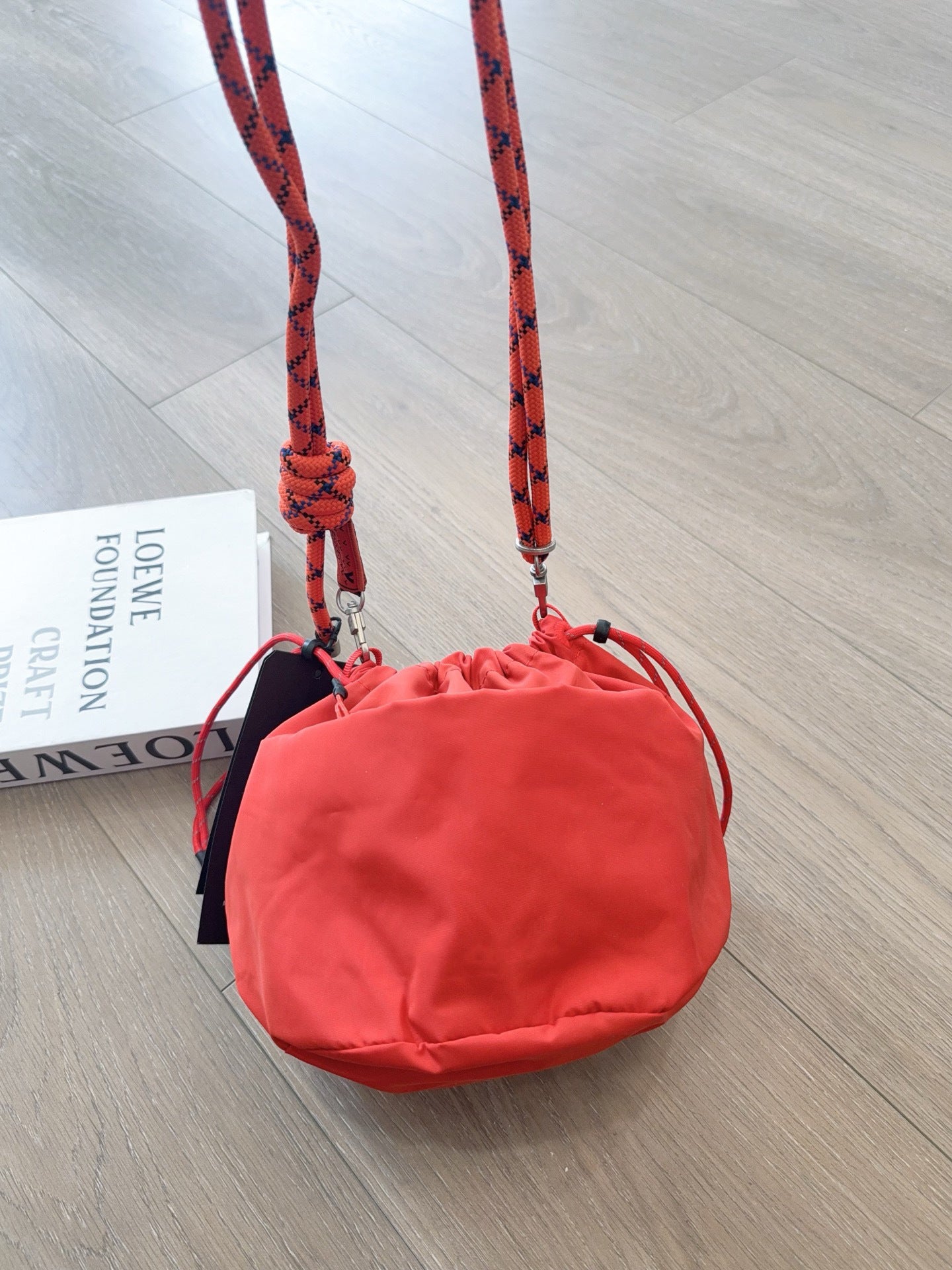 Women's & Men's Water Bottle Portable Type Bucket Bags