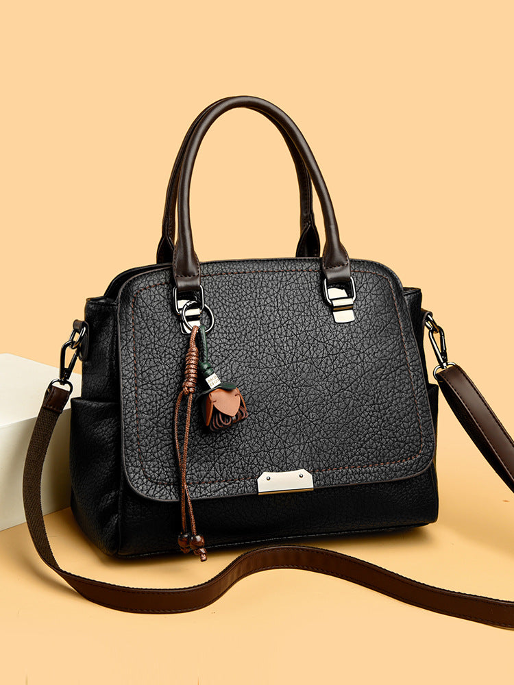 Stylish Retro Fashionable Large Capacity Niche Women's Messenger Bag