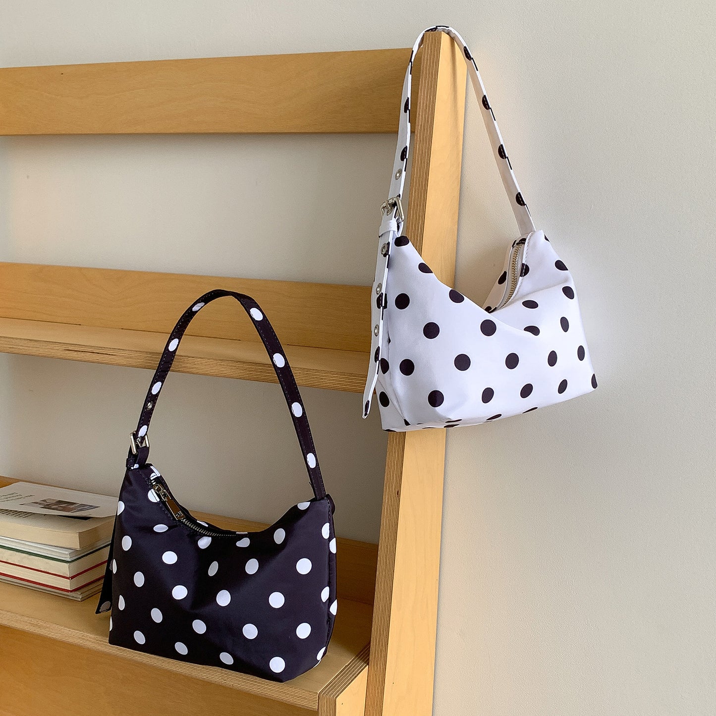 Women's Korean Fashion Nylon Commuter Niche Polka Dot Women's Shoulder Bag