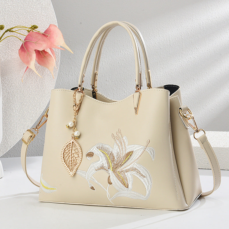 Women's Light Luxury Elegant Chinese Style Traditional Embroidered Handbags