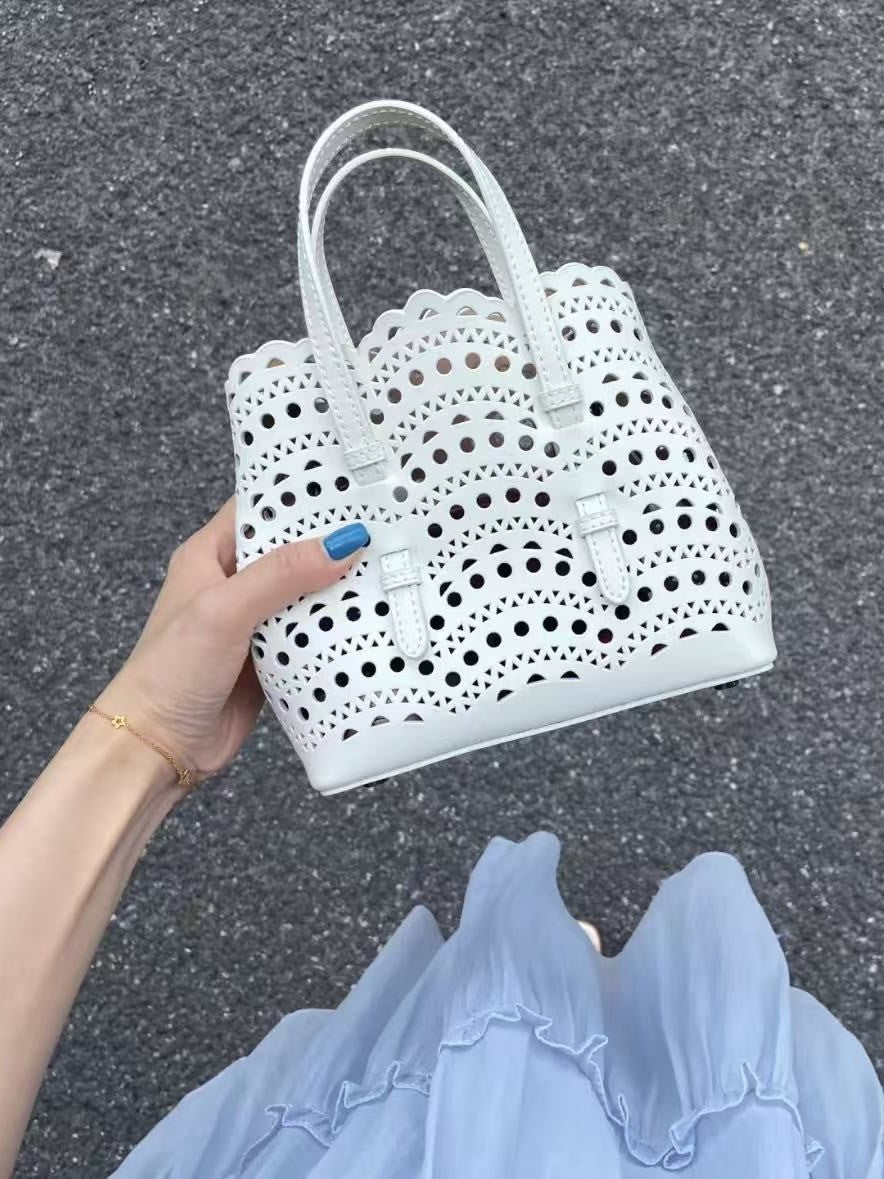 Women's Leather High-grade Niche Wave Hollow Carved Vegetable Women's Shoulder Bag