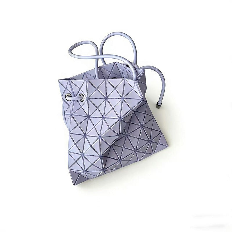 Geometric Rhombus With The Same Background Color Drawstring Women's Shoulder Bag