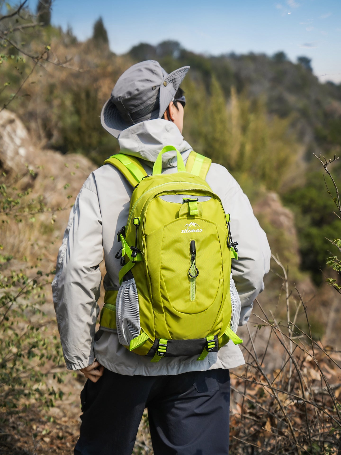 Women's & Men's Large Capacity Hiking Lightweight Simple Backpacks