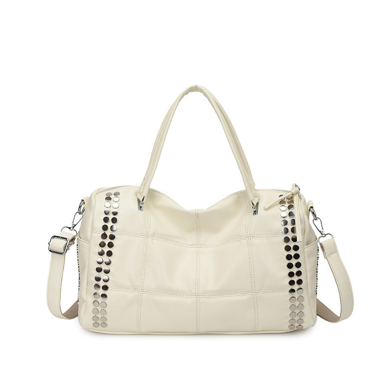 Women's Korean Style Retro Large Capacity Rivet Commuter Personality Tote Bag